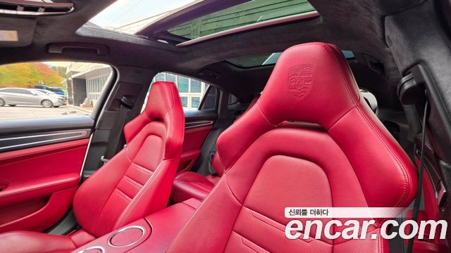 Porsche Panamera 2020 — photo 18