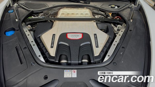 Porsche Panamera 2020 — photo 20