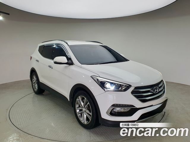 Hyundai Santafe 2016 — photo 3