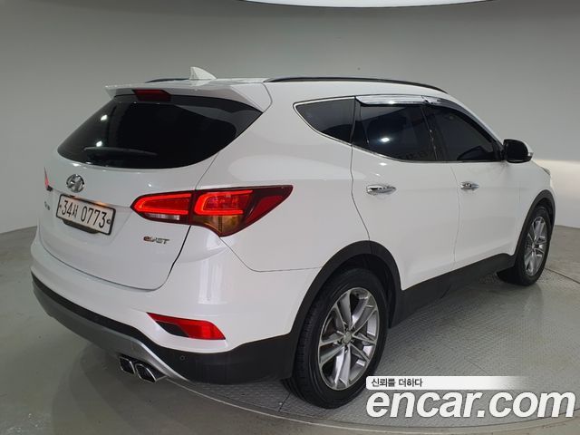 Hyundai Santafe 2016 — photo 4