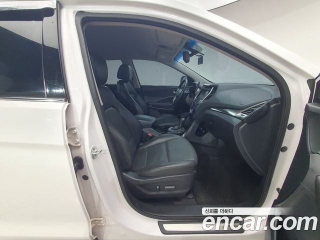 Hyundai Santafe 2016 — photo 15