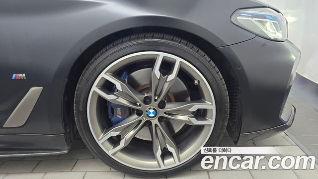 BMW 5-Series 2021 — photo 7