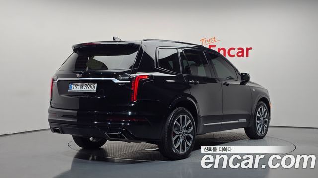 Cadillac XT6 2024 — photo 2