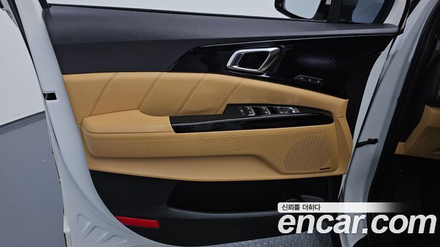 Kia Canival 2021 — photo 14