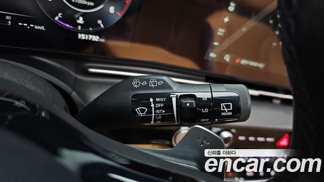 Kia Canival 2021 — photo 32