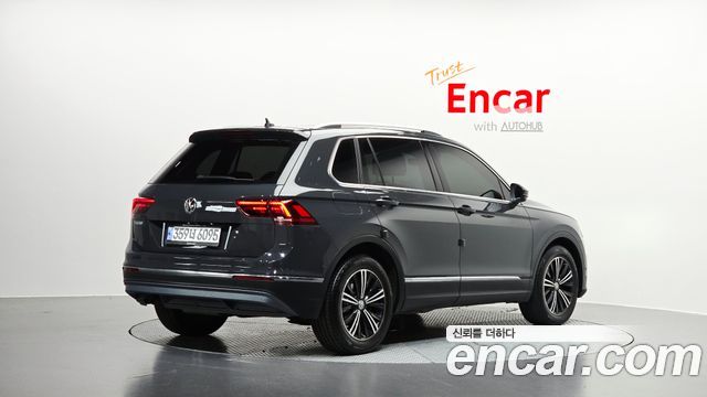 Volkswagen Tiguan 2020 — photo 2
