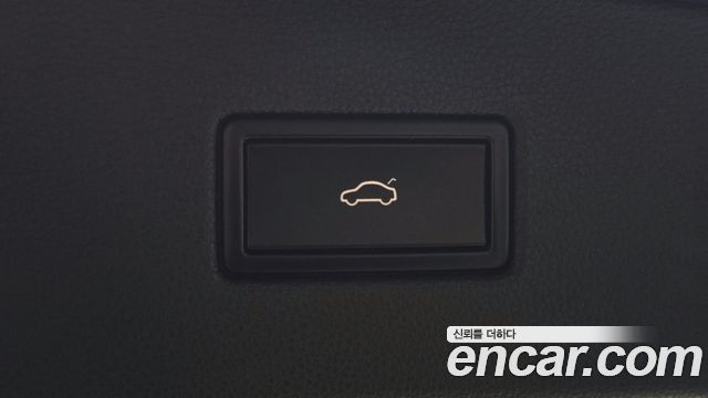 Volkswagen Tiguan 2020 — photo 24