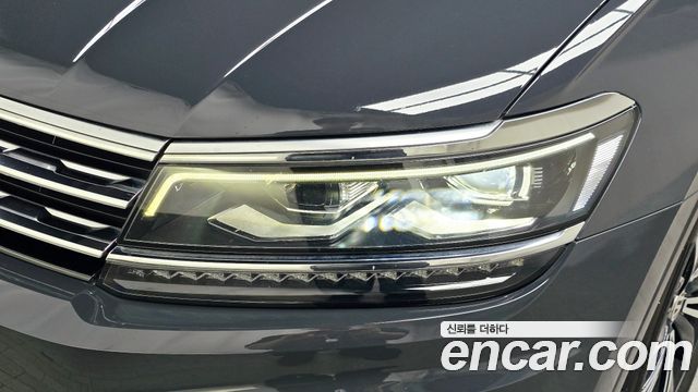 Volkswagen Tiguan 2020 — photo 8