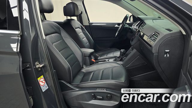 Volkswagen Tiguan 2020 — photo 16