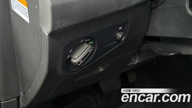 Volkswagen Tiguan 2020 — photo 27