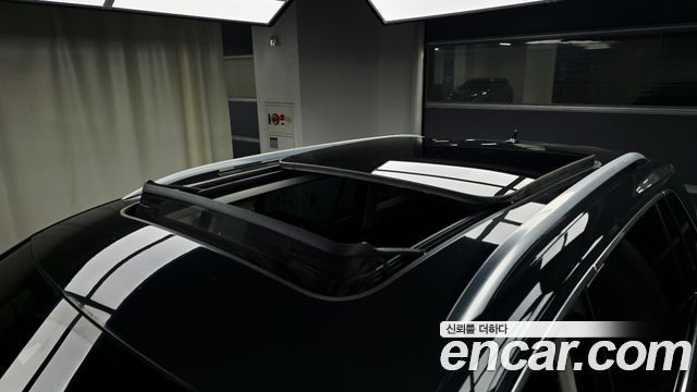 Volkswagen Tiguan 2020 — photo 29