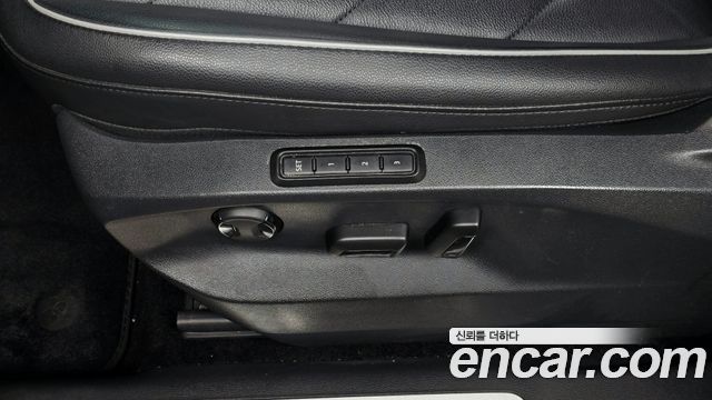 Volkswagen Tiguan 2020 — photo 33