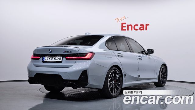 BMW 3-Series 2024 — photo 2