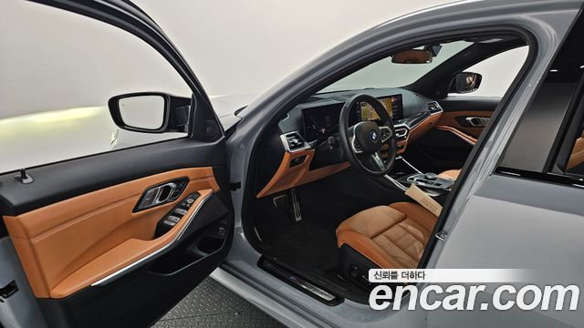 BMW 3-Series 2024 — photo 13