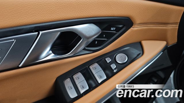 BMW 3-Series 2024 — photo 29