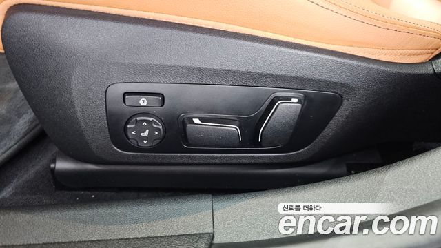 BMW 3-Series 2024 — photo 30