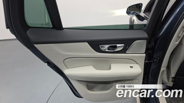 Volvo V60 2020 — photo 15