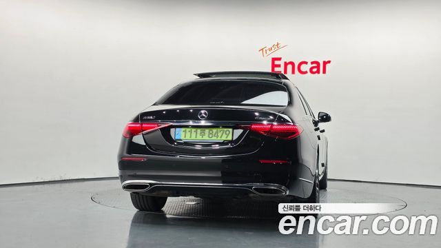 Mercedes-Benz S-Class 2024 — photo 4