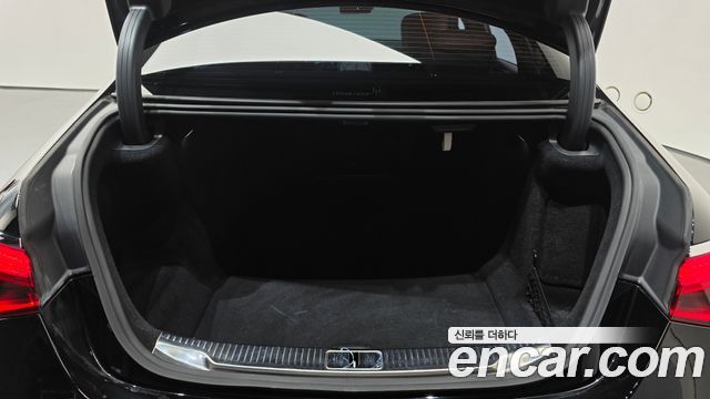 Mercedes-Benz S-Class 2024 — photo 20