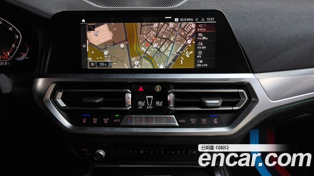 BMW 4-Series 2022 — photo 19