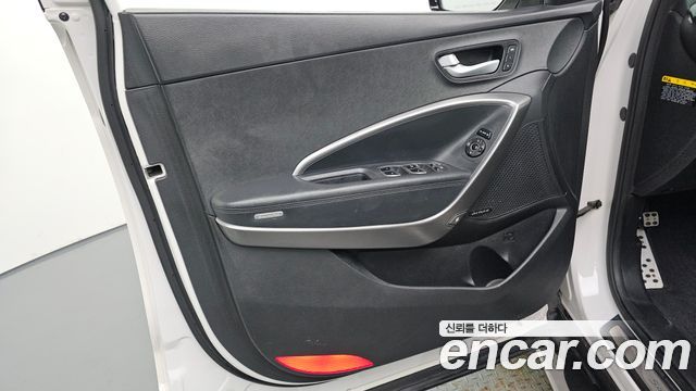Hyundai Santafe 2015 — photo 14