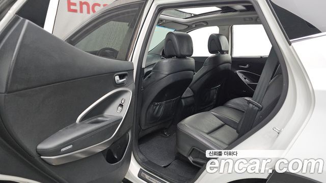 Hyundai Santafe 2015 — photo 16