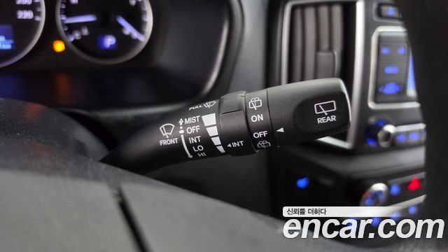 Hyundai Starex 2017 — photo 17