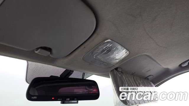 Hyundai Starex 2017 — photo 19