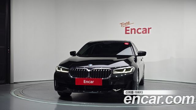 BMW 5-Series 2022 — photo 3