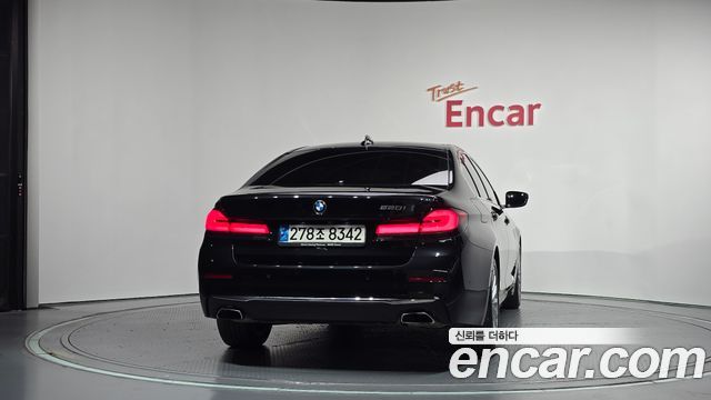 BMW 5-Series 2022 — photo 4