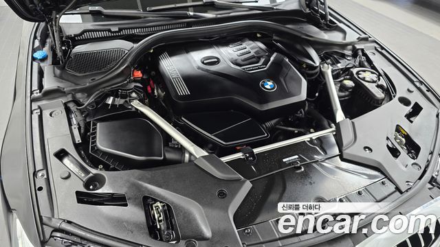 BMW 5-Series 2022 — photo 6