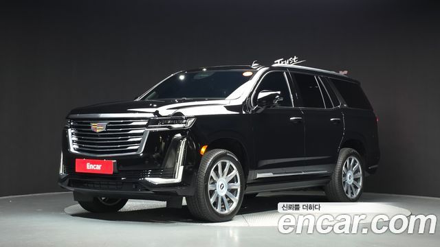 Cadillac Escalade 2023 — photo 1