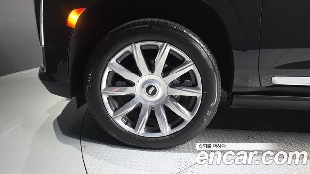 Cadillac Escalade 2023 — photo 5