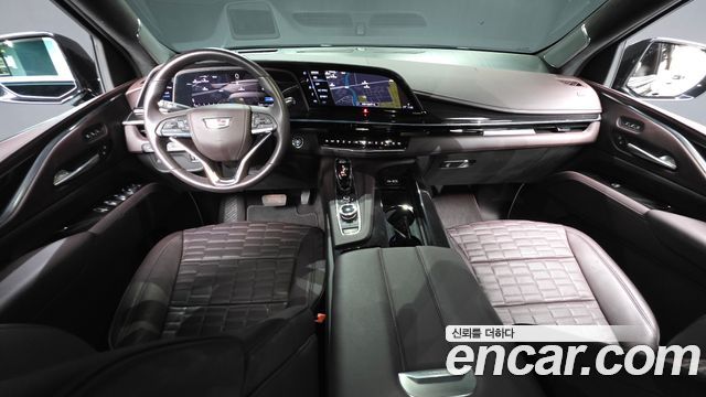 Cadillac Escalade 2023 — photo 10