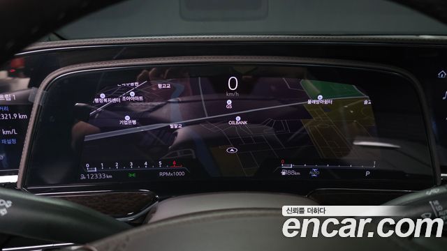 Cadillac Escalade 2023 — photo 11