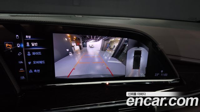 Cadillac Escalade 2023 — photo 21