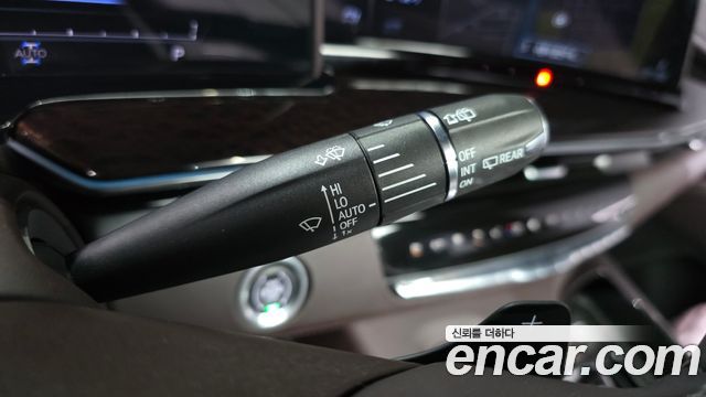 Cadillac Escalade 2023 — photo 31