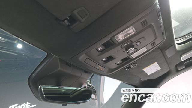 Cadillac Escalade 2023 — photo 35