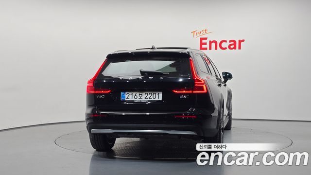Volvo V60 2025 — photo 4