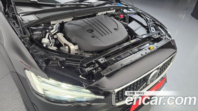 Volvo V60 2025 — photo 6