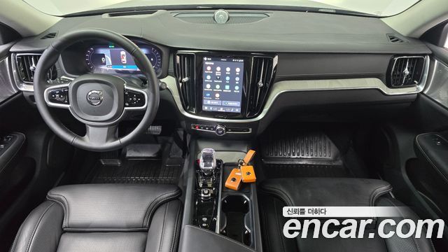 Volvo V60 2025 — photo 10