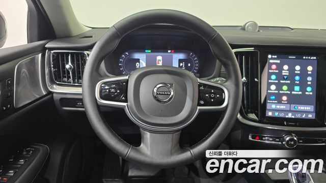 Volvo V60 2025 — photo 18