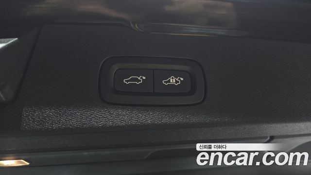 Volvo V60 2025 — photo 26