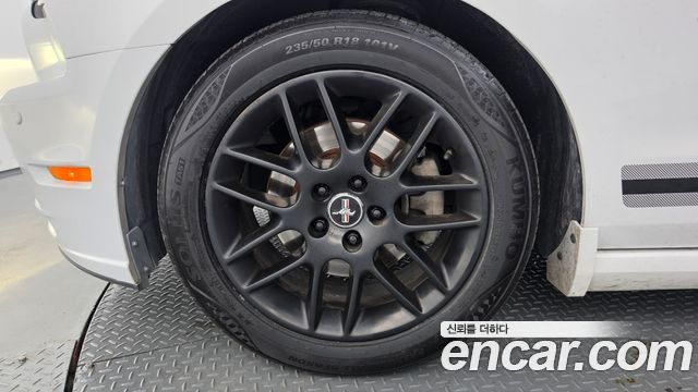 Ford Mustang 2014 — photo 5