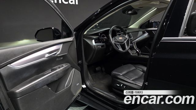Cadillac XT5 2018 — photo 10