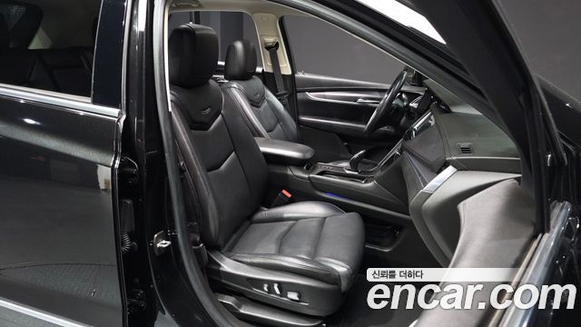 Cadillac XT5 2018 — photo 11
