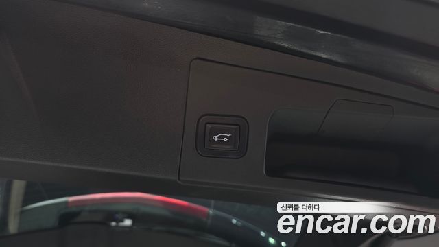 Cadillac XT5 2018 — photo 20