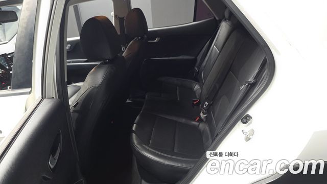 Kia Stonic 2018 — photo 17