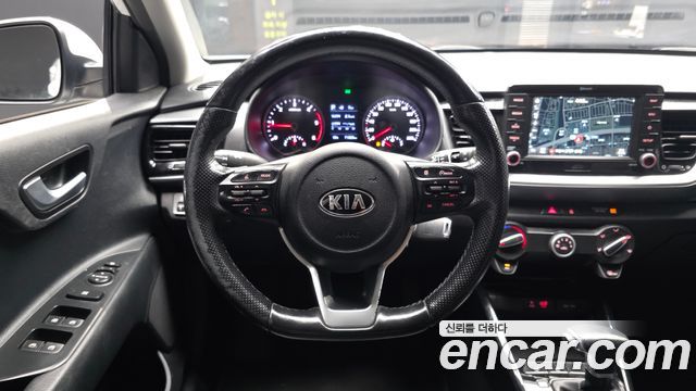 Kia Stonic 2018 — photo 19