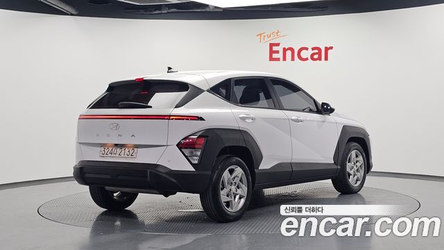 Hyundai Kona 2023 — photo 2